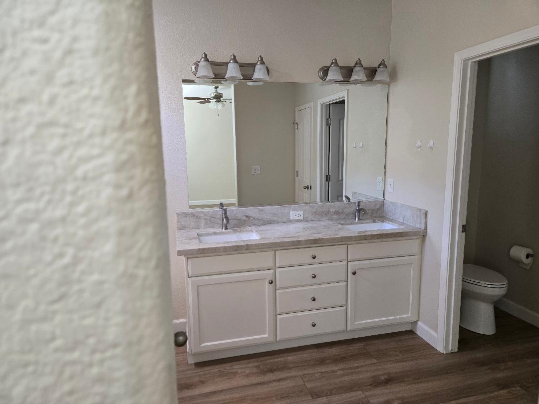 7387 E Robinson Ave, Fresno, CA 93737