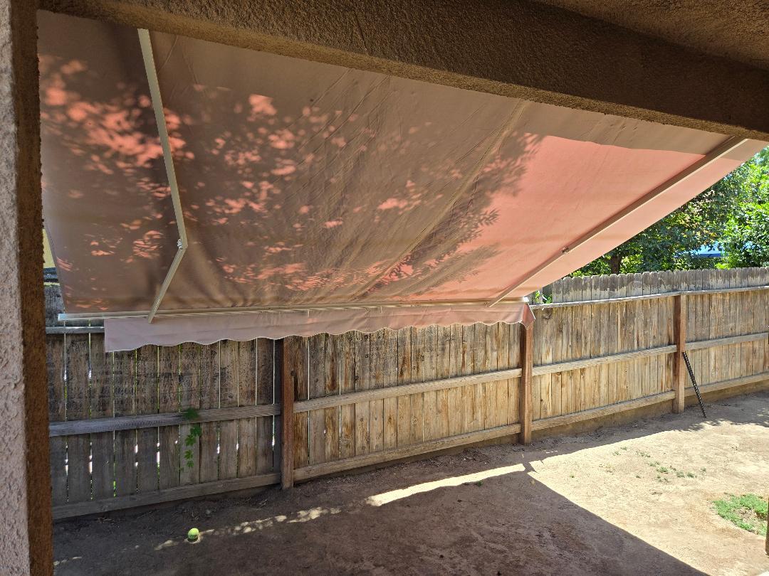 7387 E Robinson Ave, Fresno, CA 93737