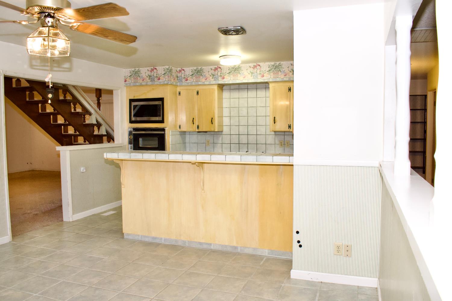 4934 E Floradora Ave, Fresno, CA 93727