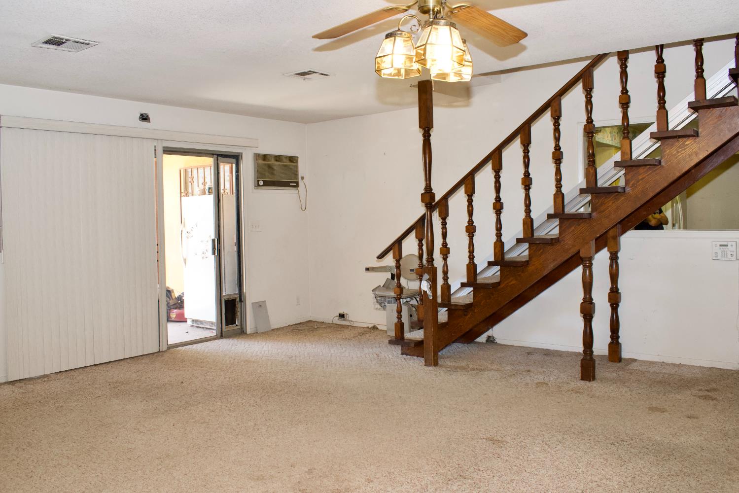 4934 E Floradora Ave, Fresno, CA 93727