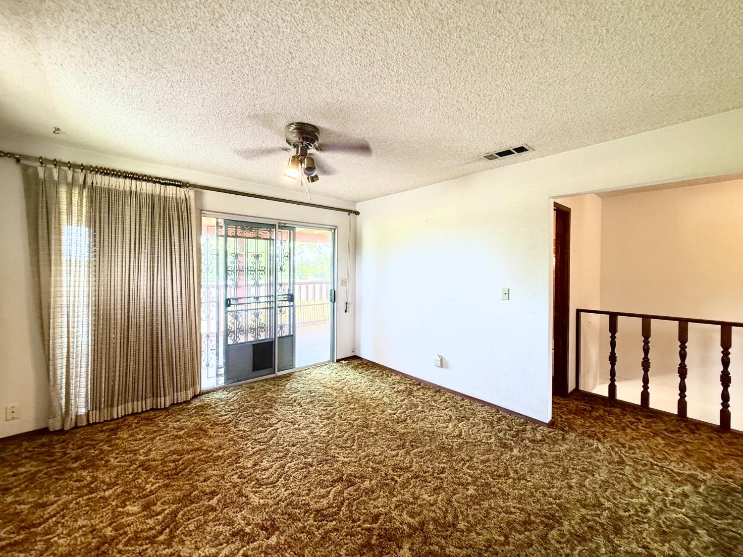 4934 E Floradora Ave, Fresno, CA 93727