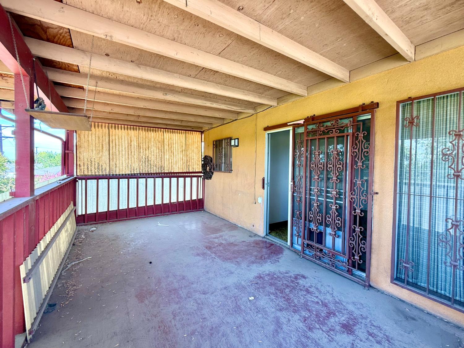 4934 E Floradora Ave, Fresno, CA 93727