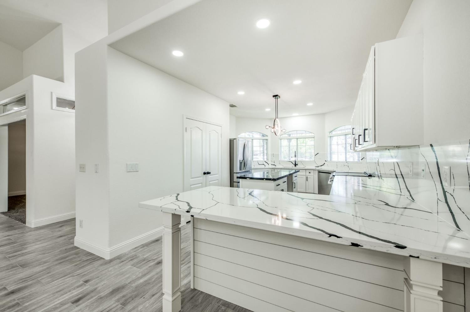10168 N Price Ave, Fresno, CA 93730