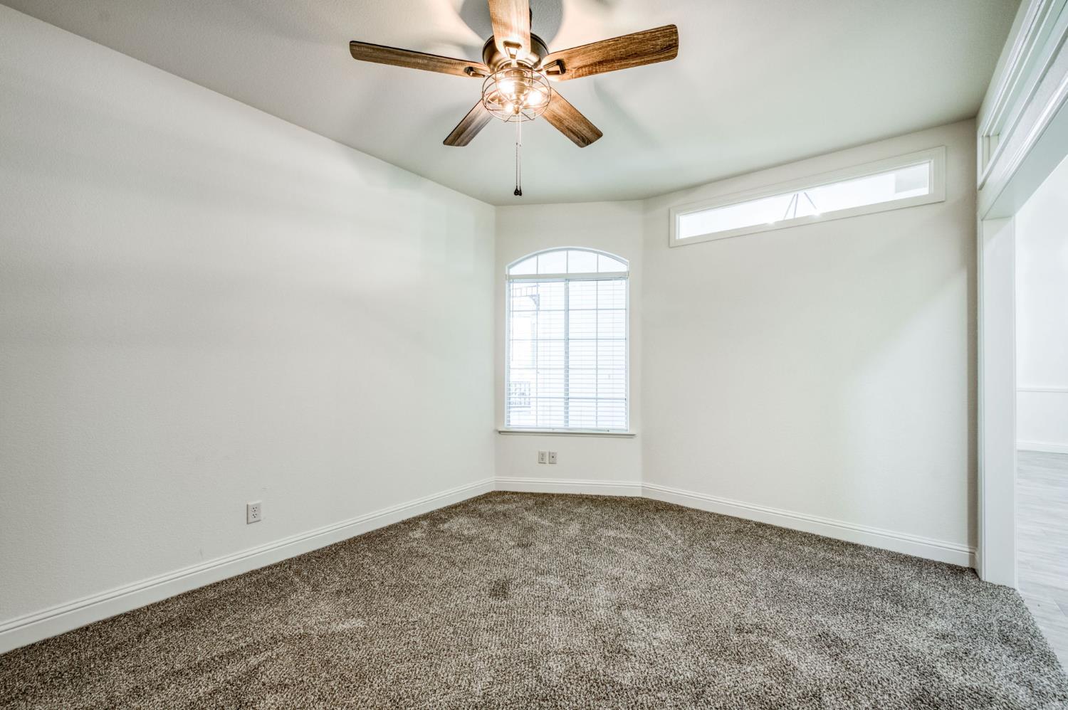 10168 N Price Ave, Fresno, CA 93730