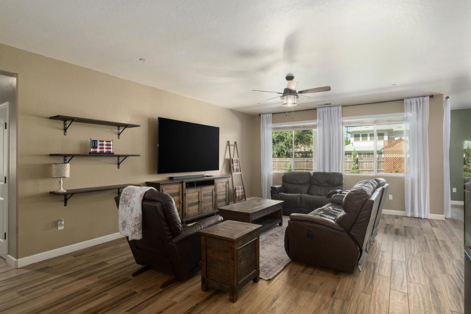 1441 22Nd Ave, Kingsburg, CA 93631