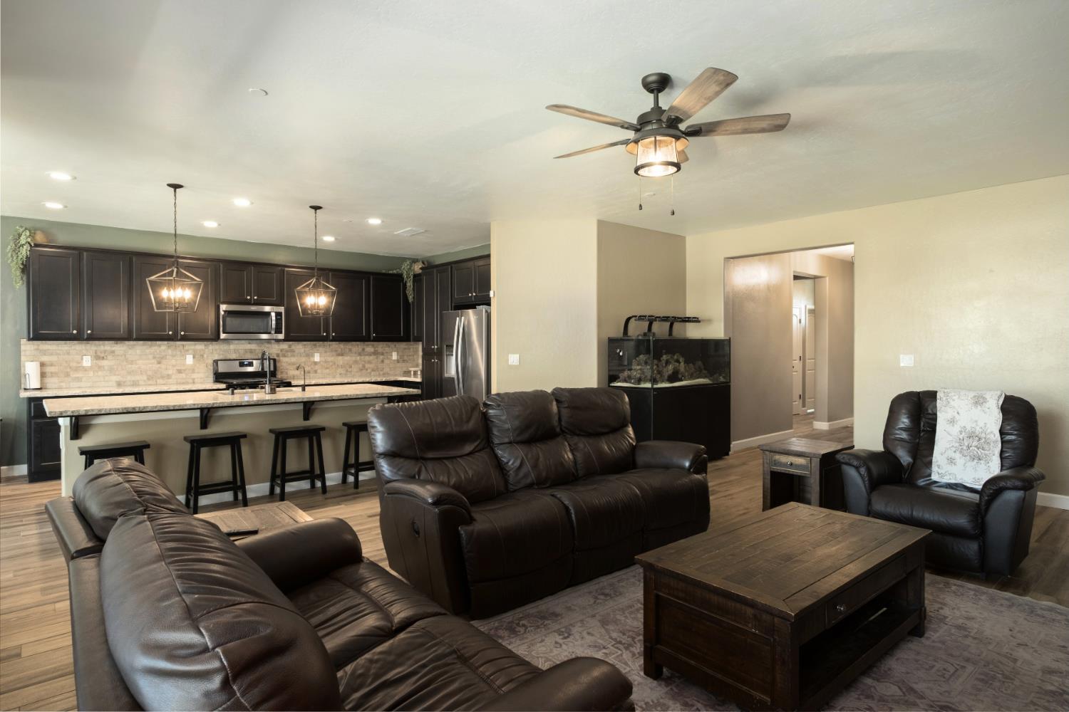 1441 22Nd Ave, Kingsburg, CA 93631