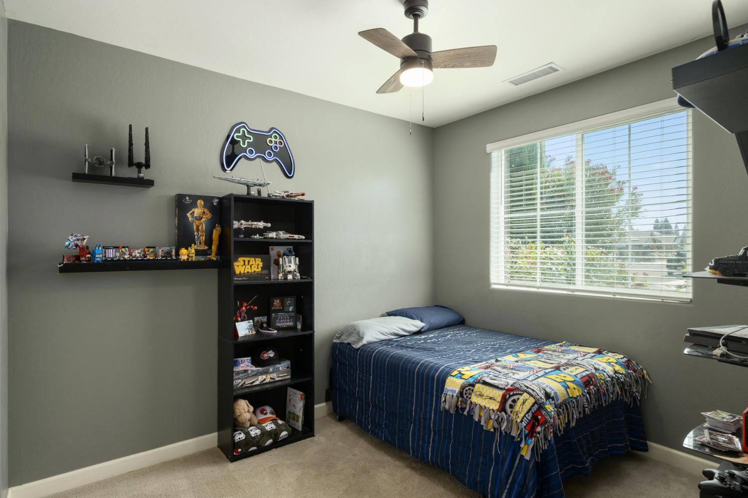 1441 22Nd Ave, Kingsburg, CA 93631