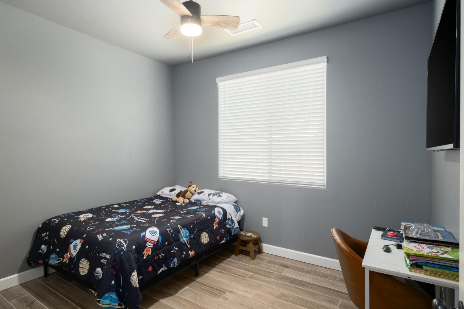 1441 22Nd Ave, Kingsburg, CA 93631