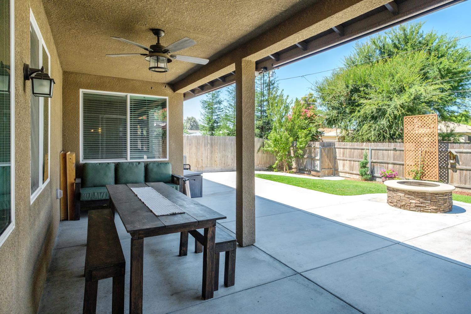 1441 22Nd Ave, Kingsburg, CA 93631