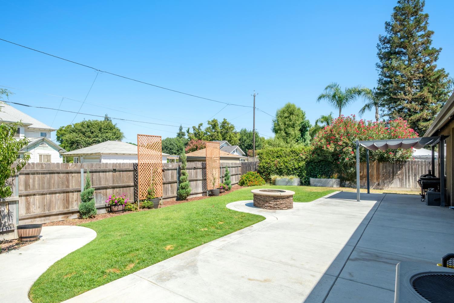 1441 22Nd Ave, Kingsburg, CA 93631