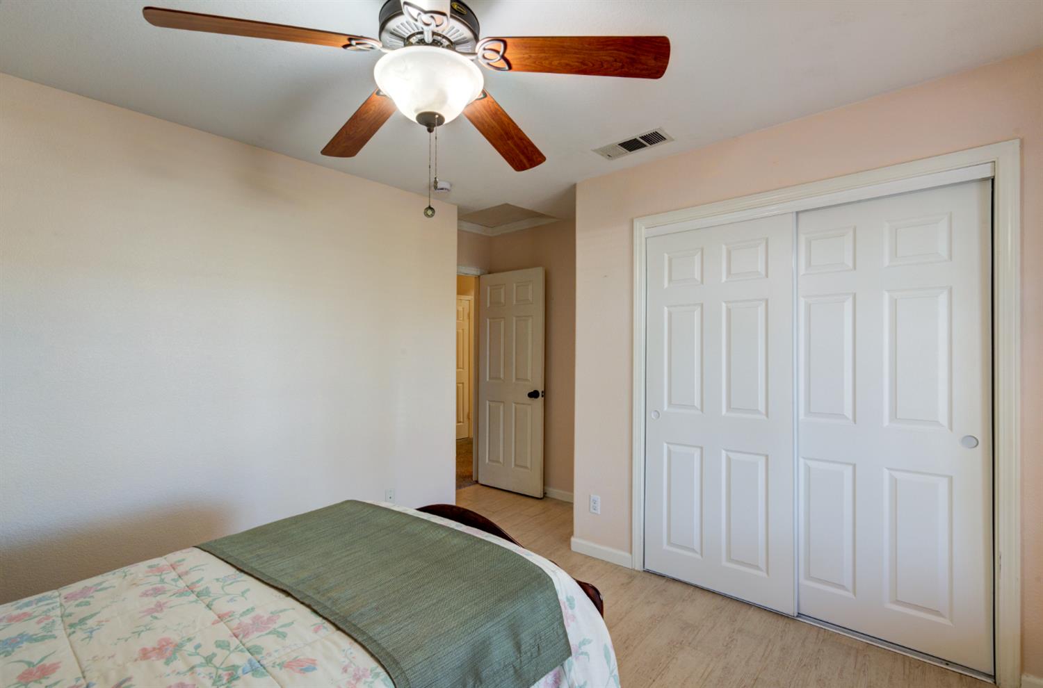 265 Decatur Ave, Clovis, CA 93611