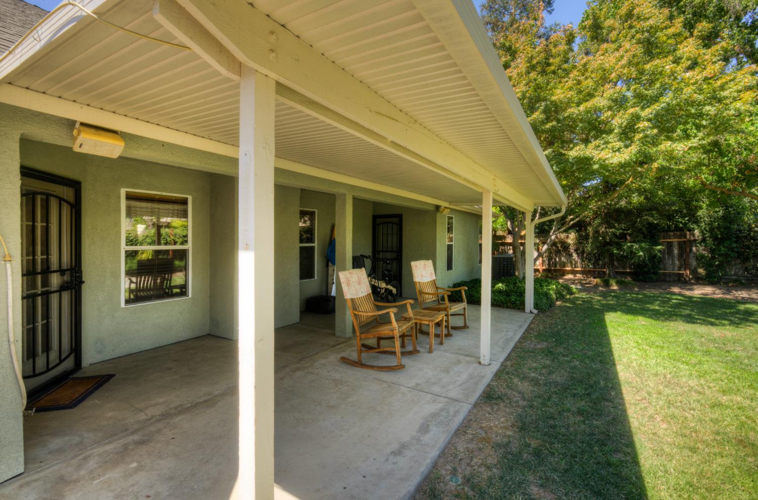 265 Decatur Ave, Clovis, CA 93611