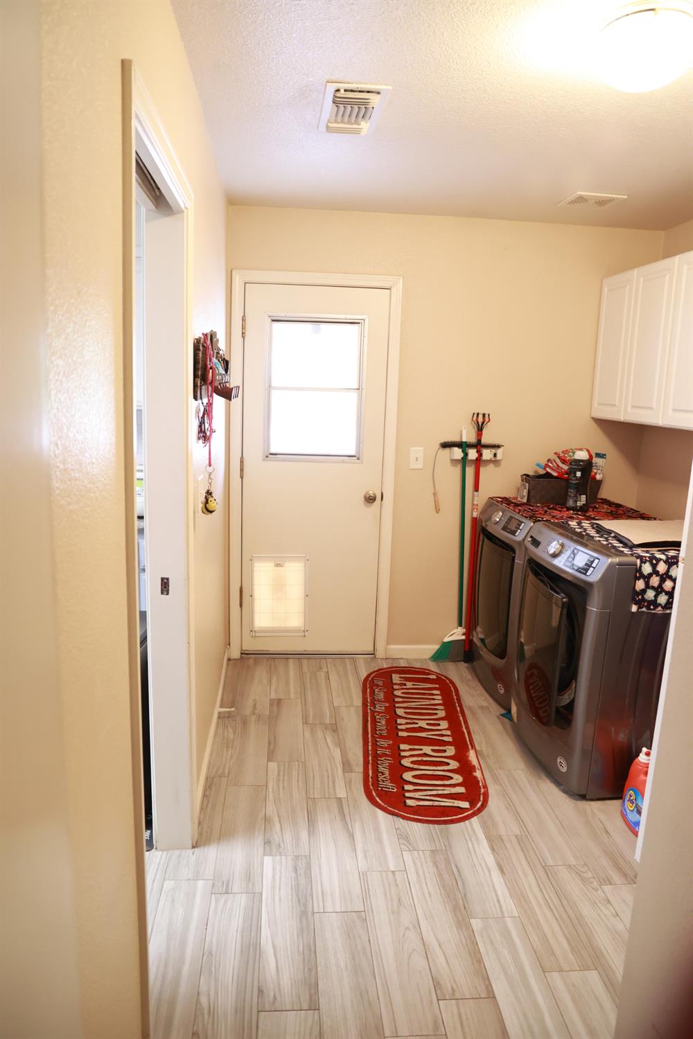 6088 Big Oak Rd, Sanger, CA 93657