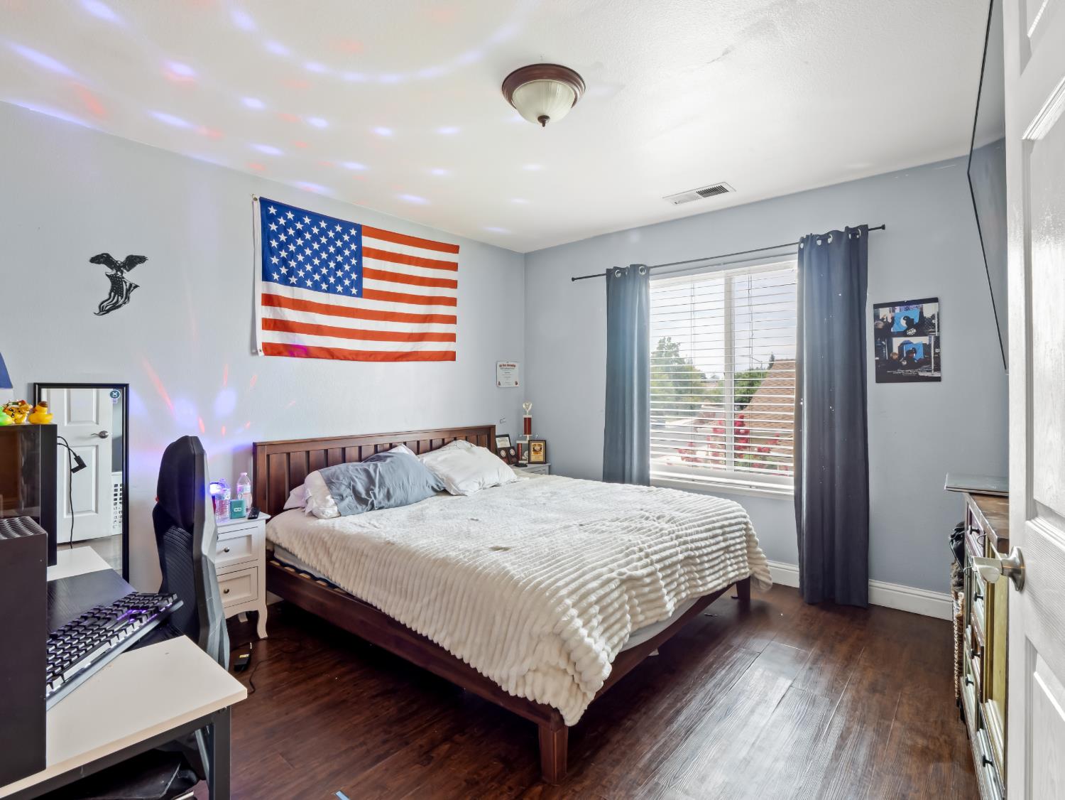 85 N Fairfax Ave, Clovis, CA 93612