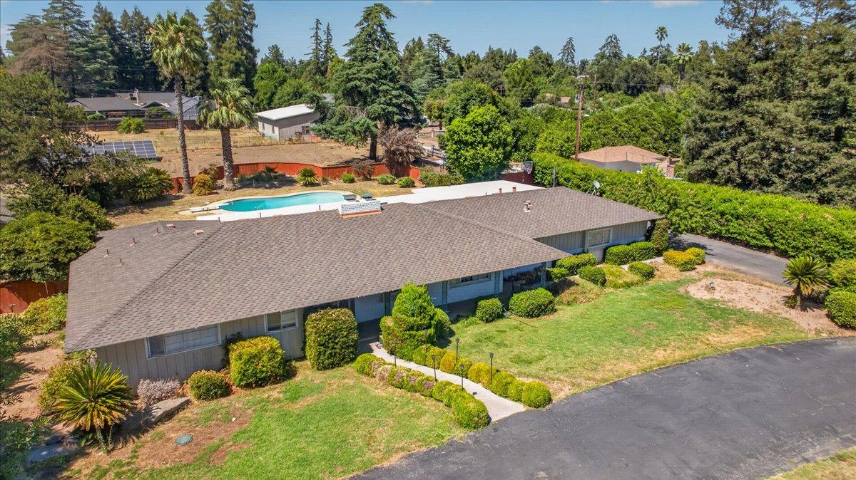 5435 E Liberty Ave, Fresno, CA 93727