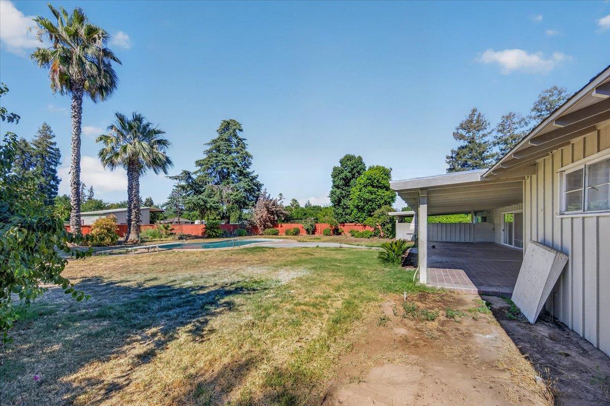5435 E Liberty Ave, Fresno, CA 93727