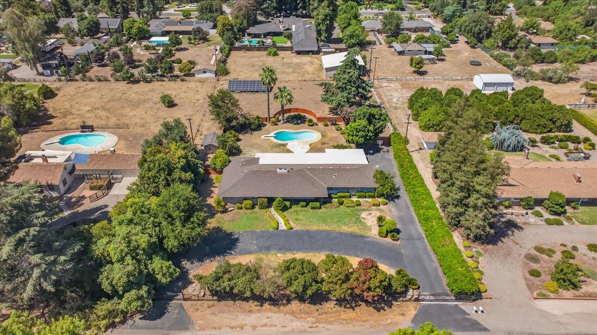 5435 E Liberty Ave, Fresno, CA 93727