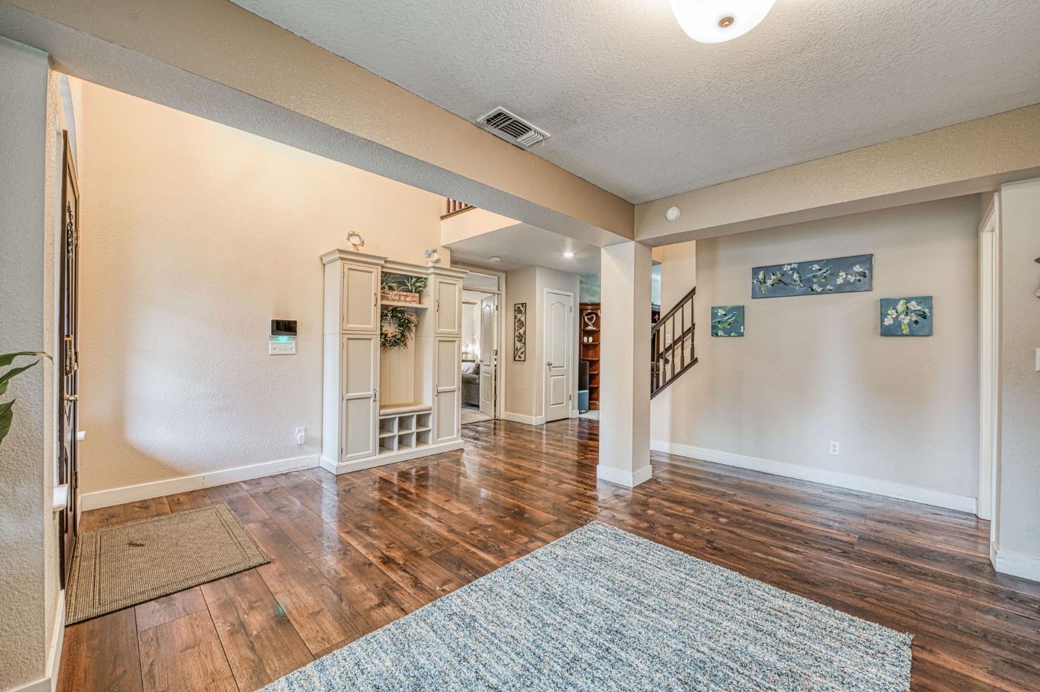 2302 E Chennault Ave, Fresno, CA 93720