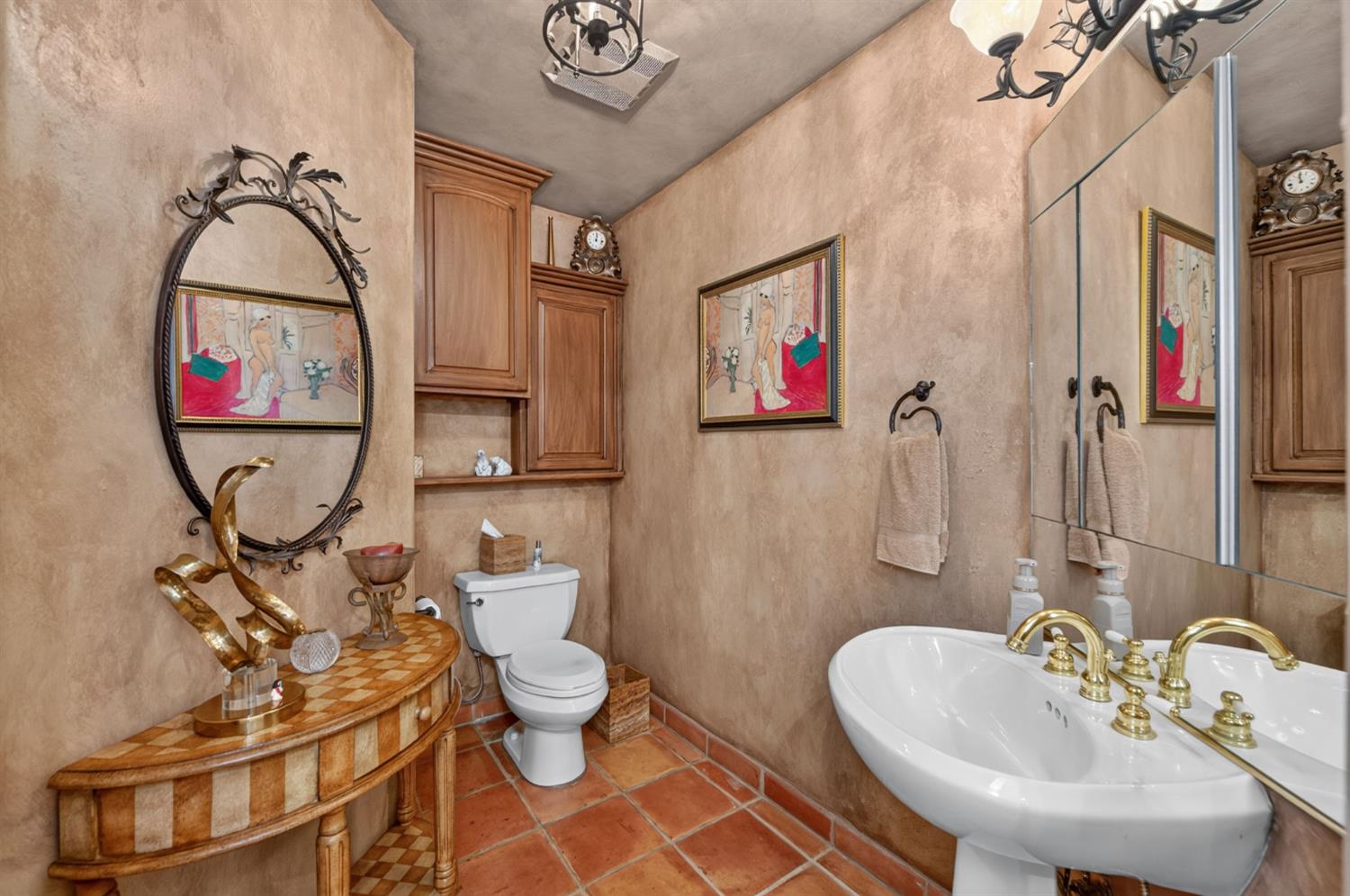 5560 N Forkner Ave, Fresno, CA 93711