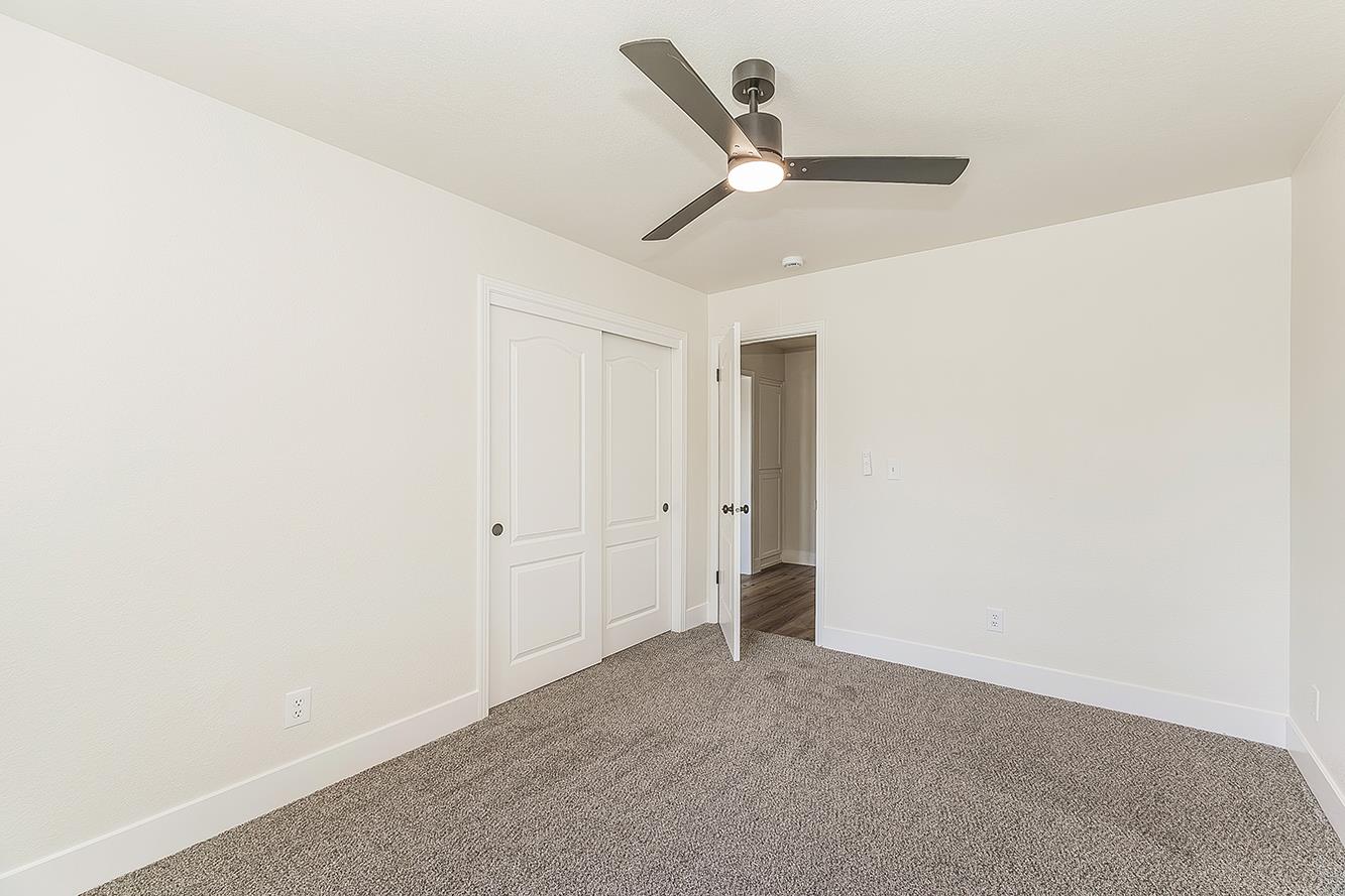 10486 N Doheny Dr, Fresno, CA 93730