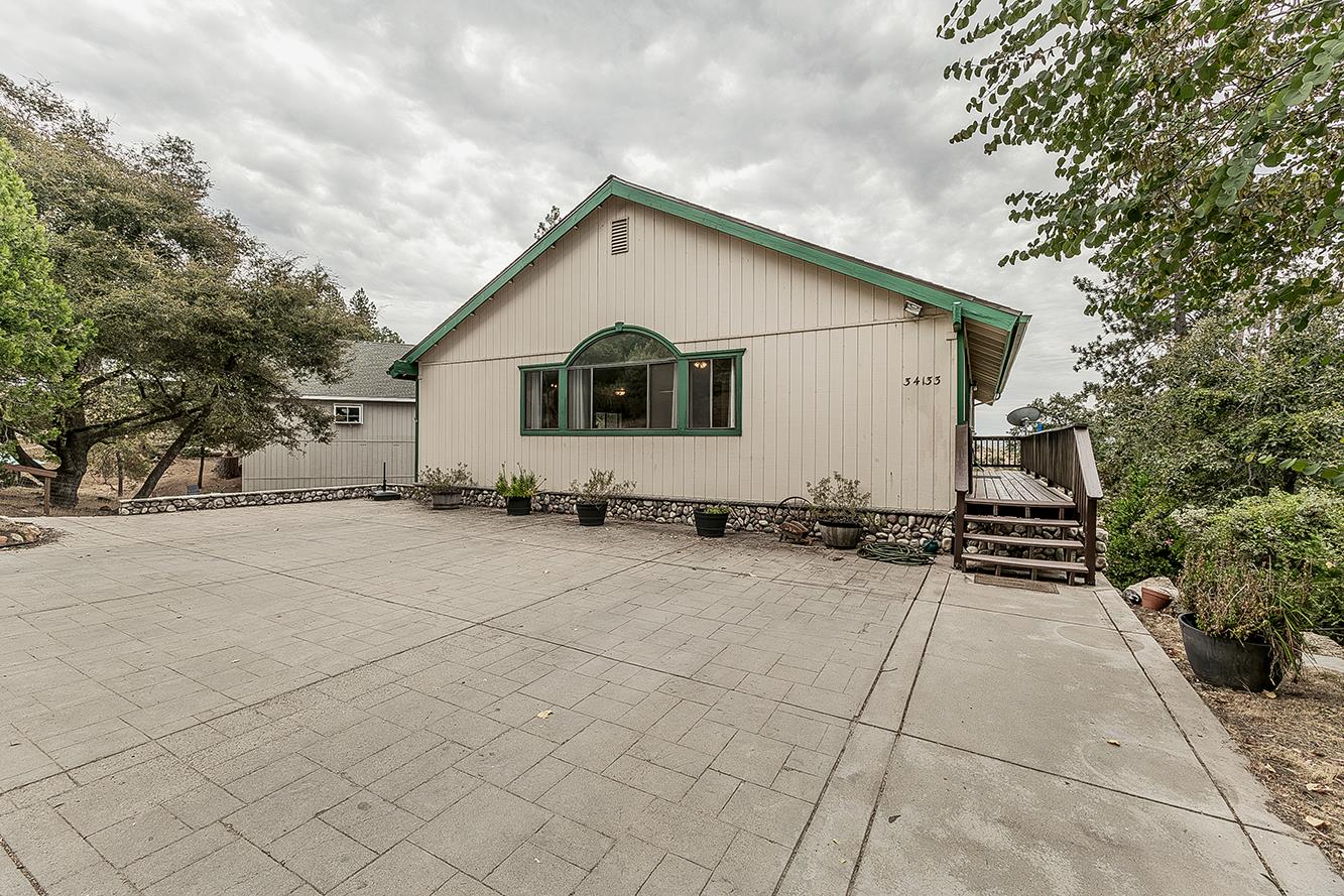 34133 Natoma Rd, Auberry, CA 93602