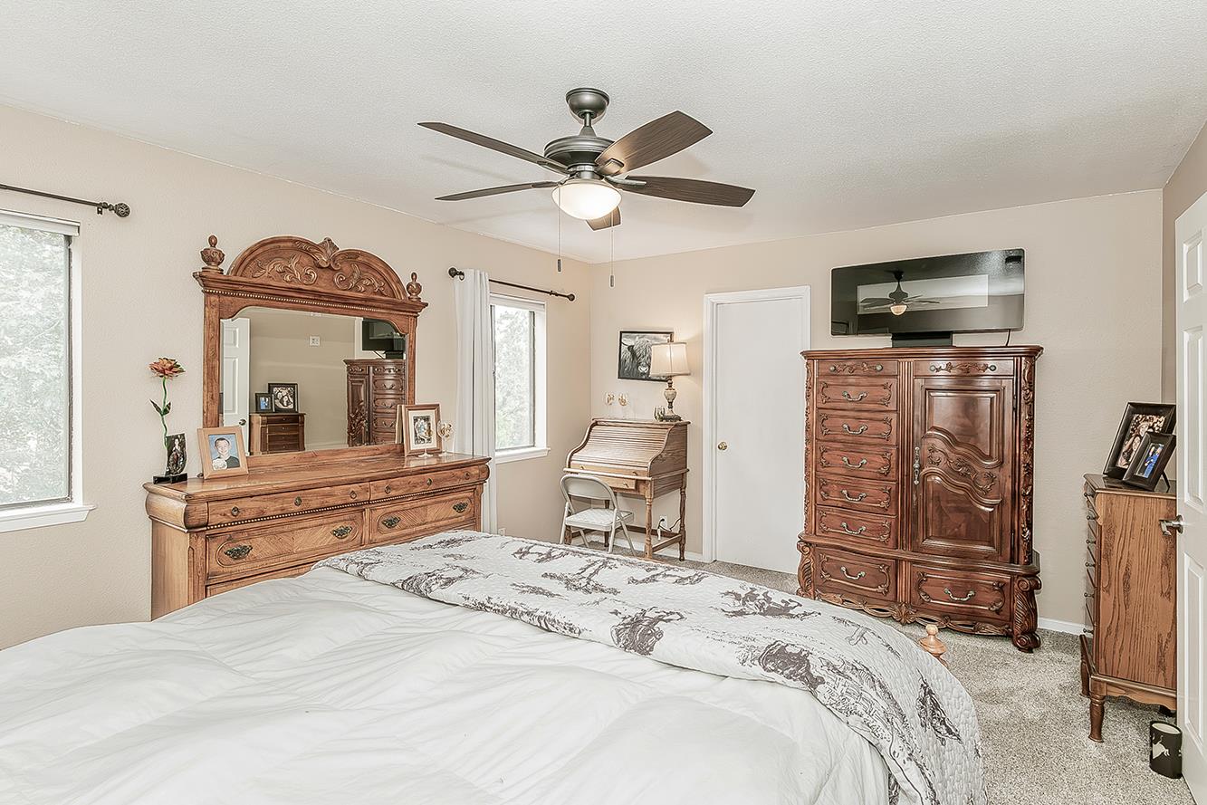 34133 Natoma Rd, Auberry, CA 93602