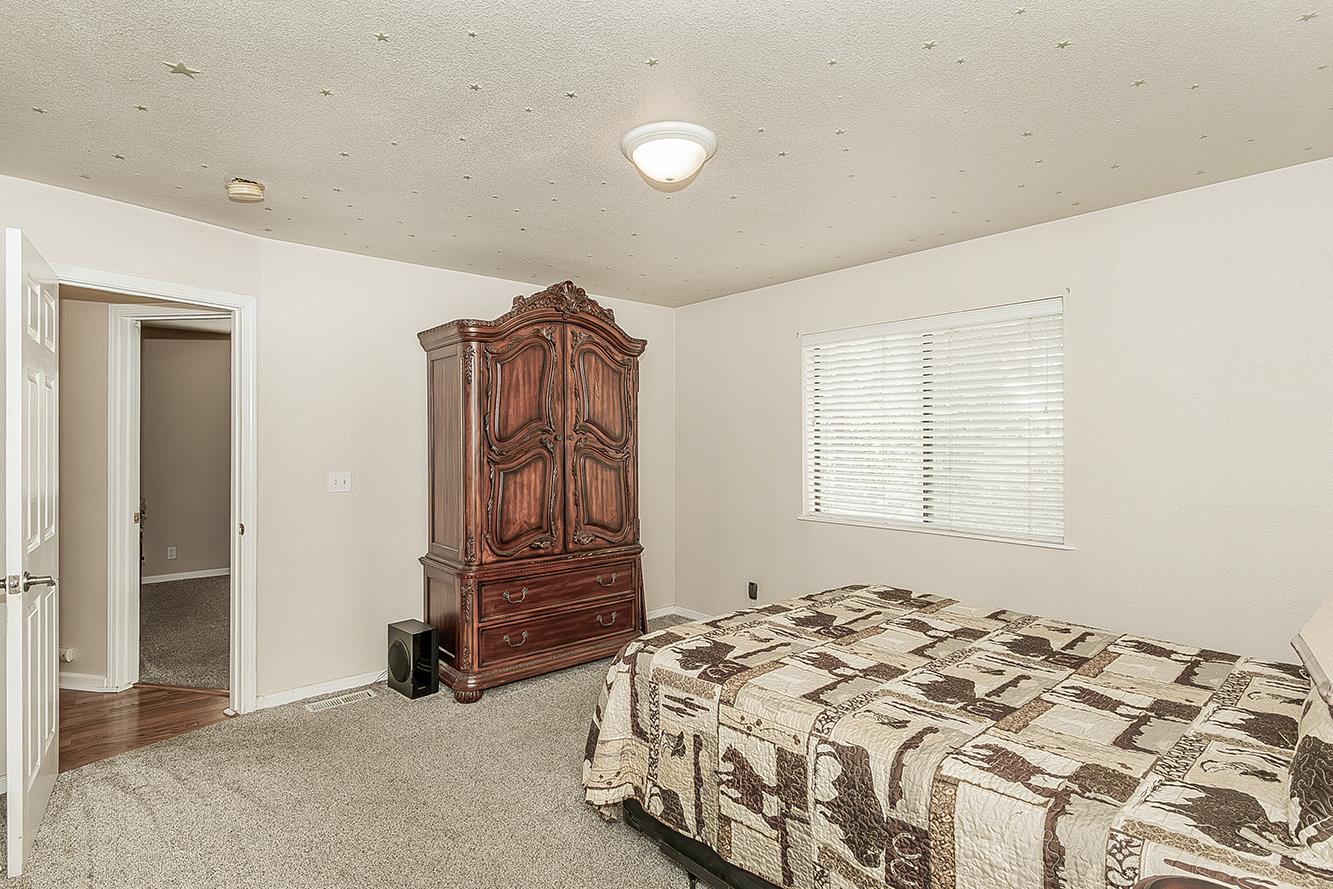 34133 Natoma Rd, Auberry, CA 93602