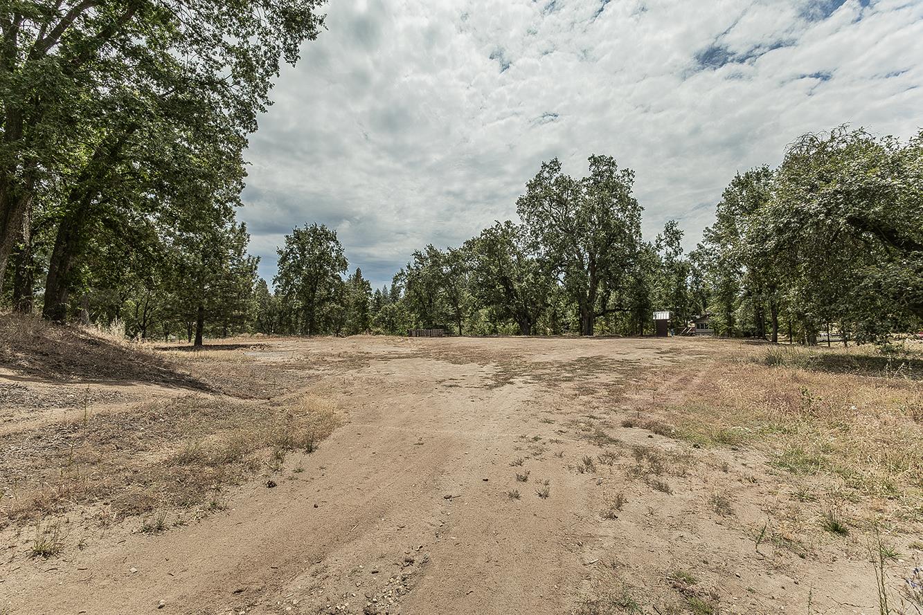 34133 Natoma Rd, Auberry, CA 93602