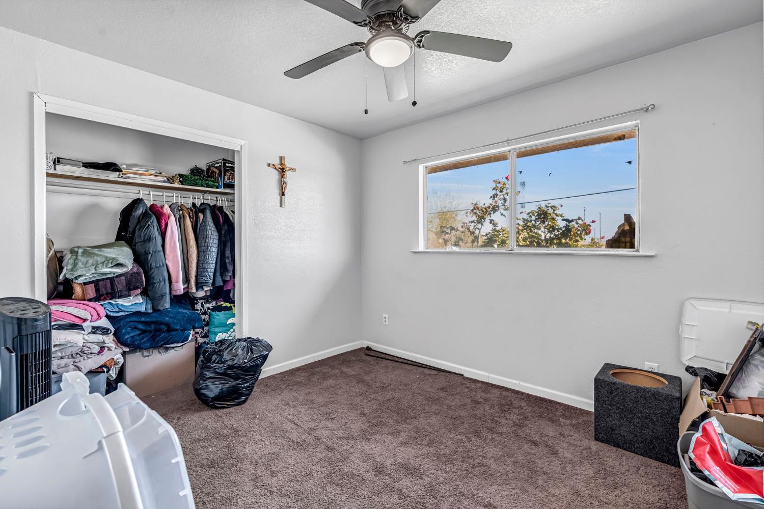 22080 W Nevada Ave, San Joaquin, CA 93660