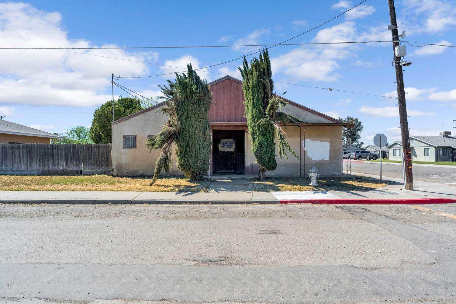 22080 W Nevada Ave, San Joaquin, CA 93660