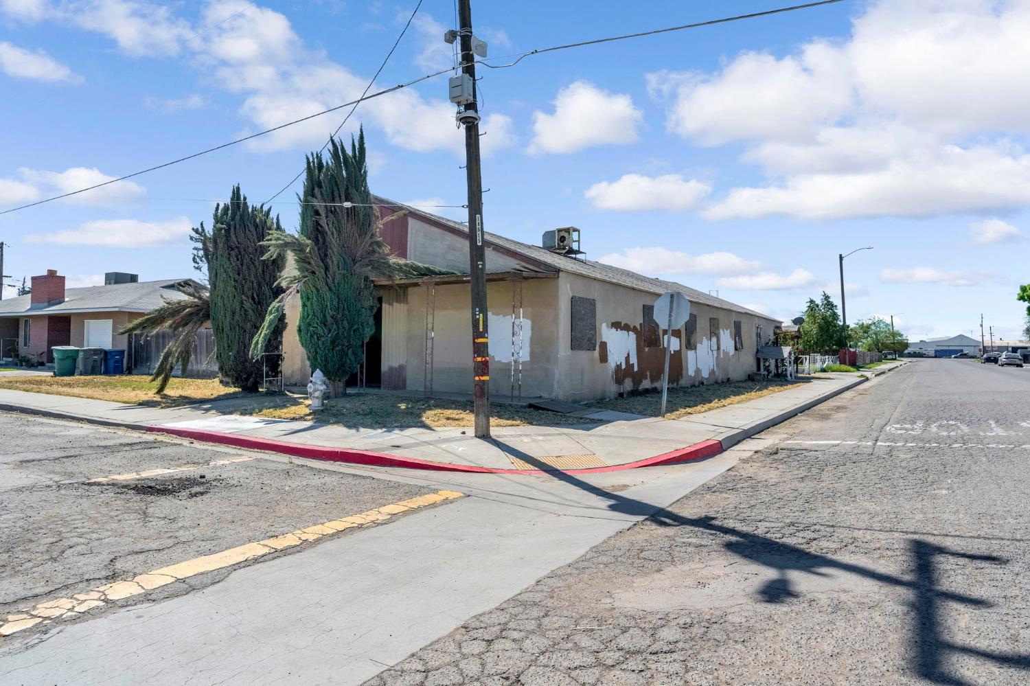 22080 W Nevada Ave, San Joaquin, CA 93660