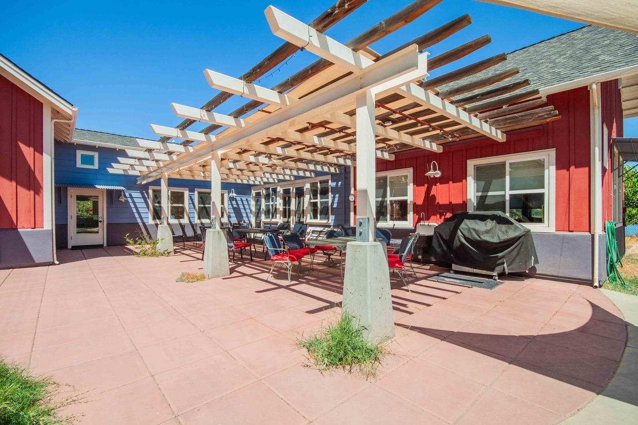 2658 E Alluvial Ave #113, Fresno, CA 93720