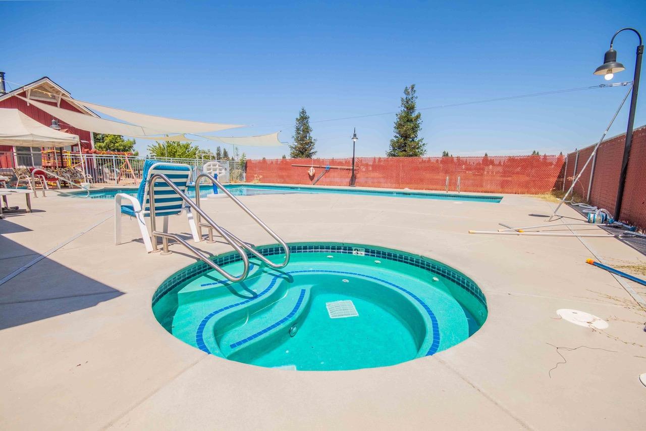 2658 E Alluvial Ave #113, Fresno, CA 93720