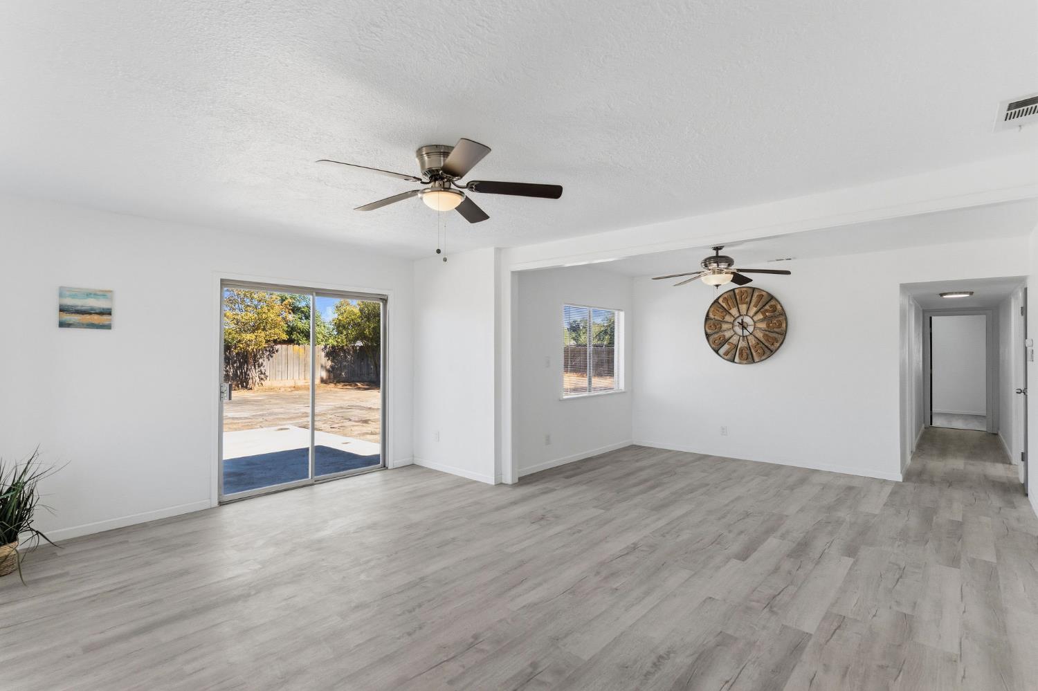 4683 W Hedges Ave, Fresno, CA 93722