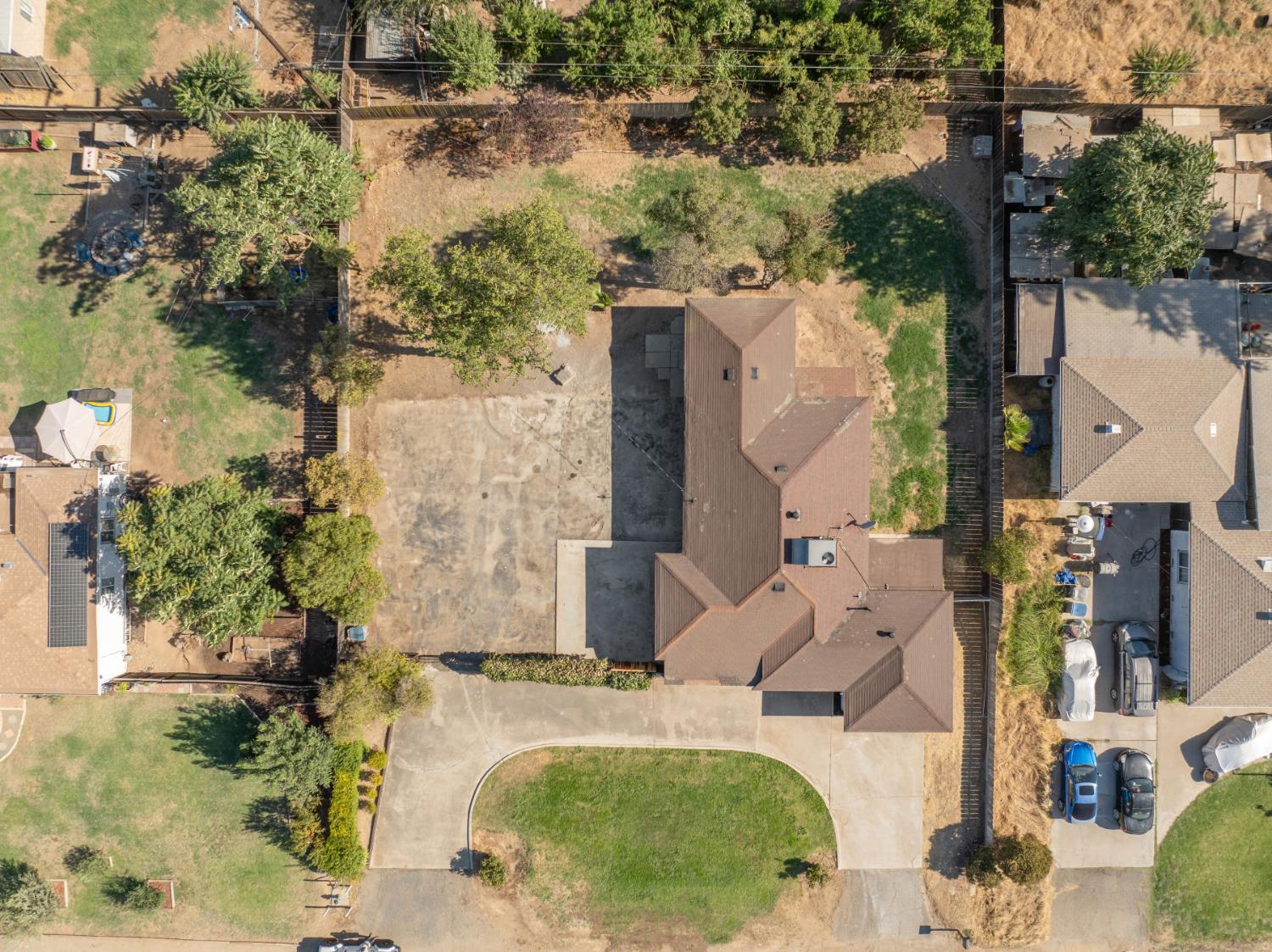 4683 W Hedges Ave, Fresno, CA 93722