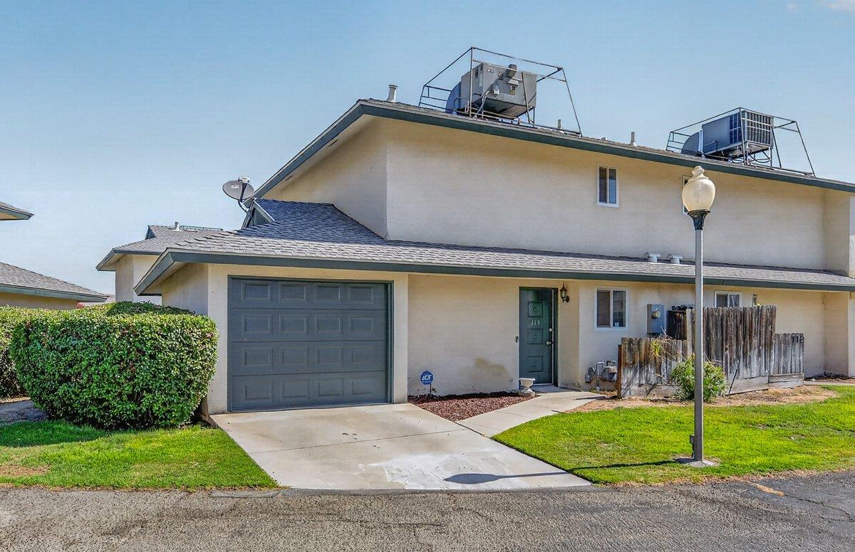4853 N Winery Cir #115, Fresno, CA 93726