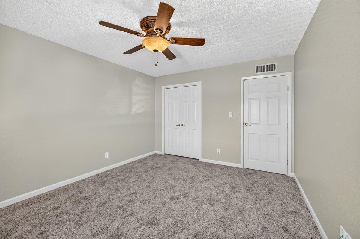 4853 N Winery Cir #115, Fresno, CA 93726