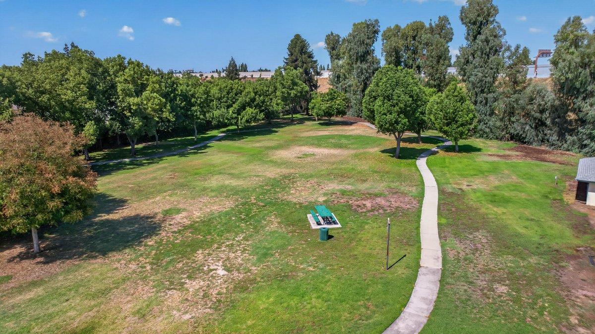 4853 N Winery Cir #115, Fresno, CA 93726
