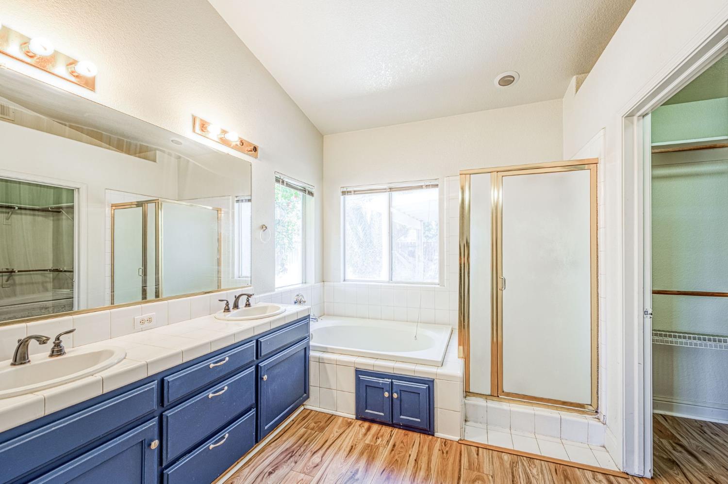 2274 S Eddy Ave, Fresno, CA 93727