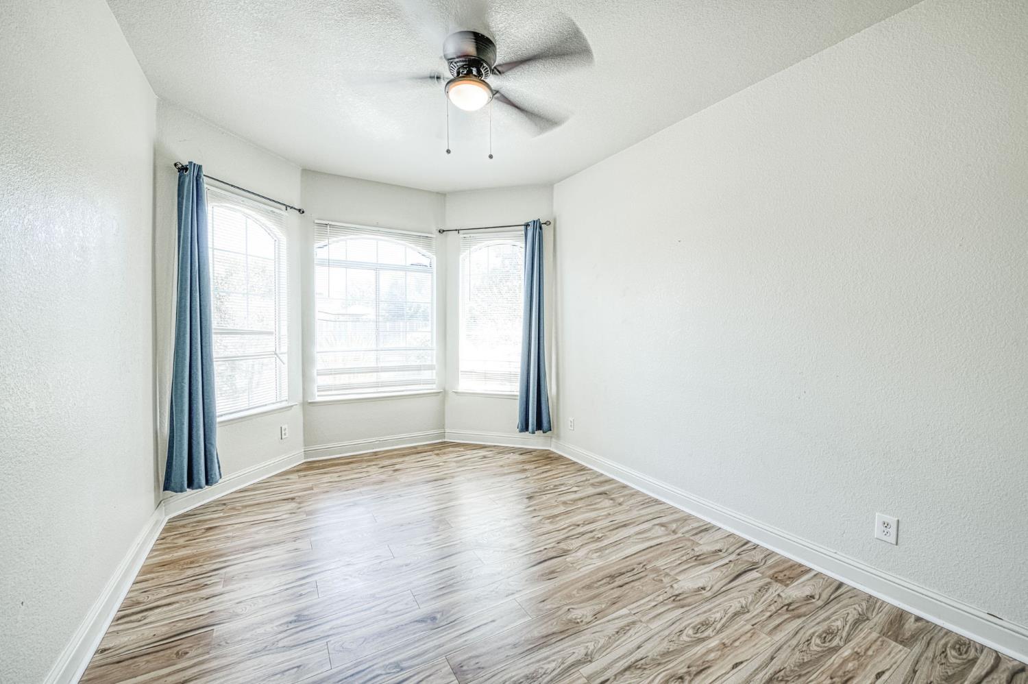 2274 S Eddy Ave, Fresno, CA 93727