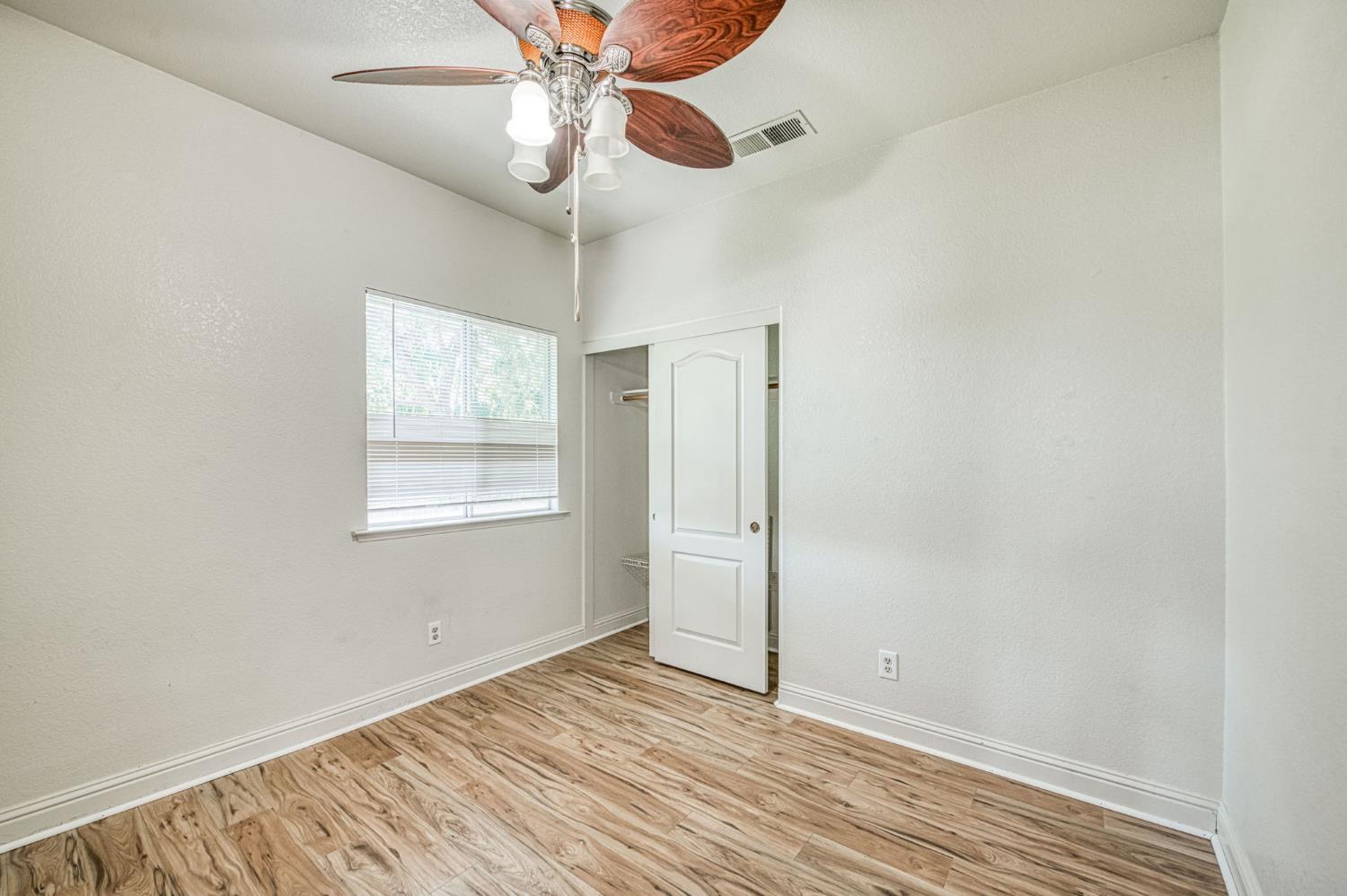 2274 S Eddy Ave, Fresno, CA 93727