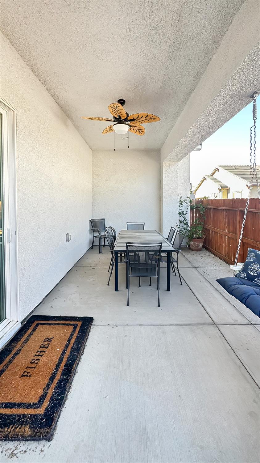 411 Atlantica Dr S, Madera, CA 93636