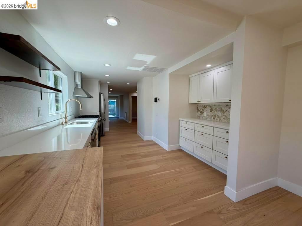 1327 NE Ward St, Berkeley, CA 94702