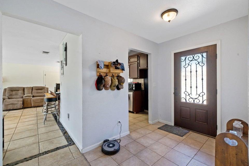 35548 Hummingbird Ln, Yokuts Valley, CA 93675