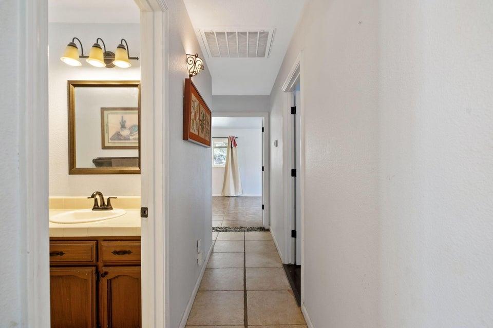 35548 Hummingbird Ln, Yokuts Valley, CA 93675