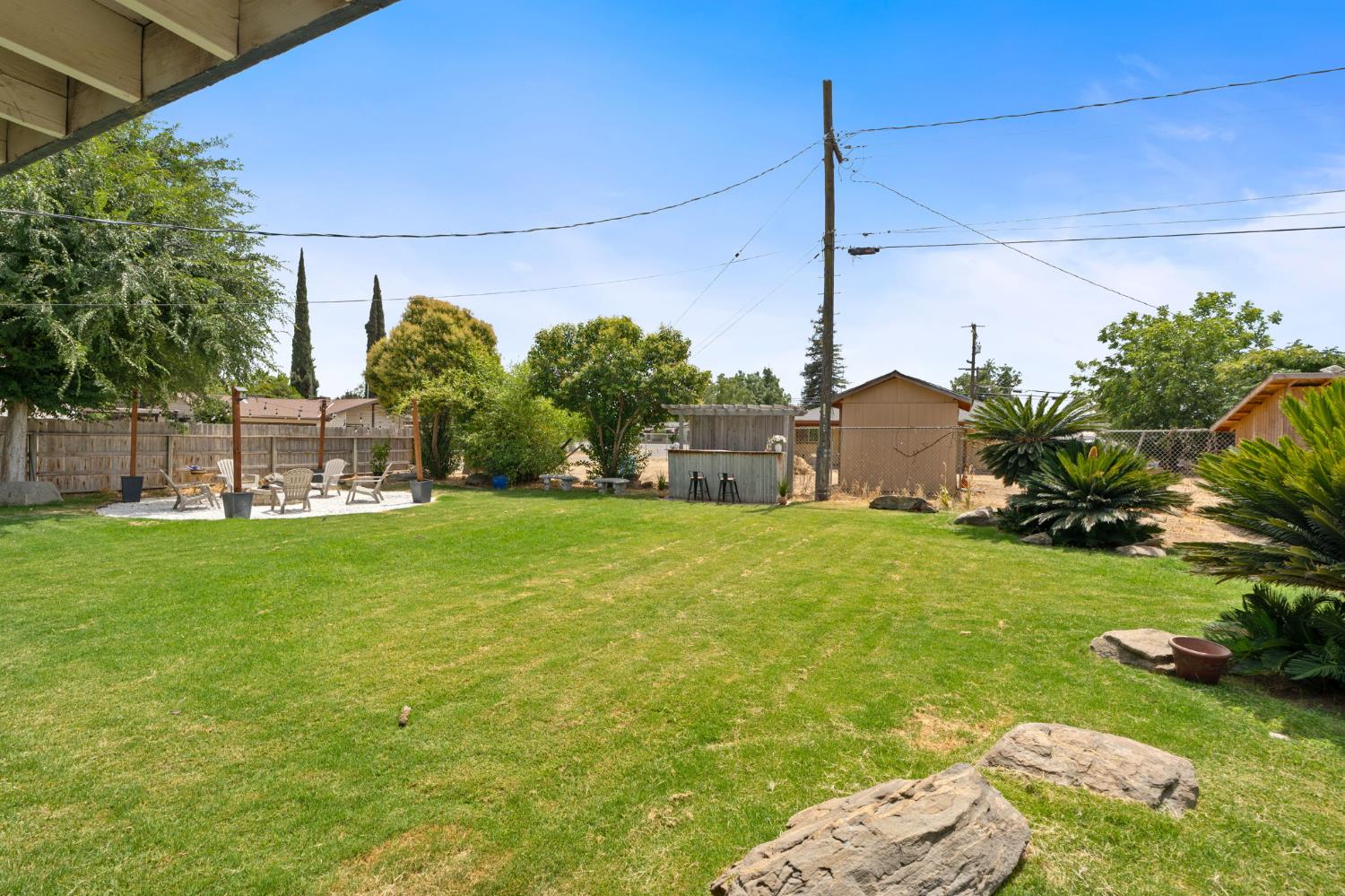 4613 W Andrews Ave, Fresno, CA 93722