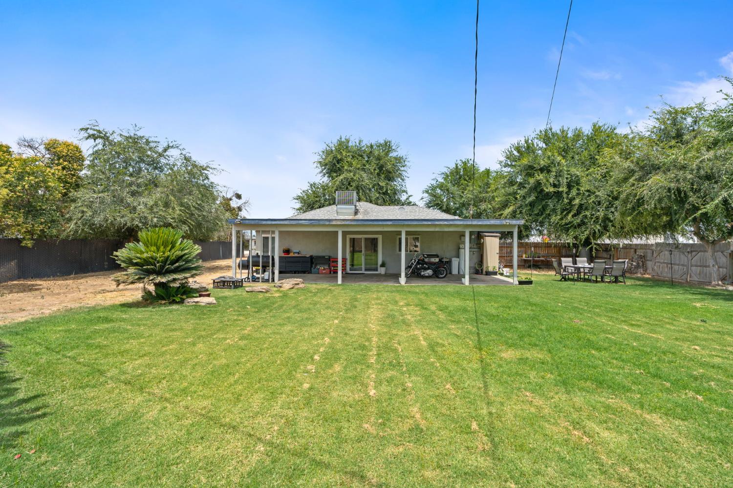 4613 W Andrews Ave, Fresno, CA 93722