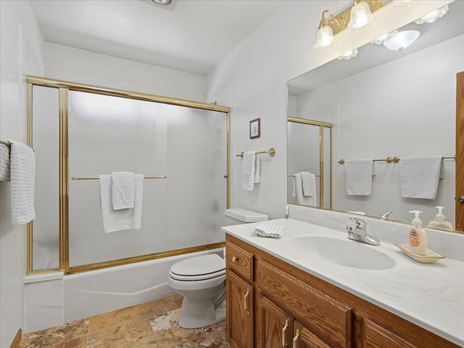 45241 Dillon Dr, Ahwahnee, CA 93601