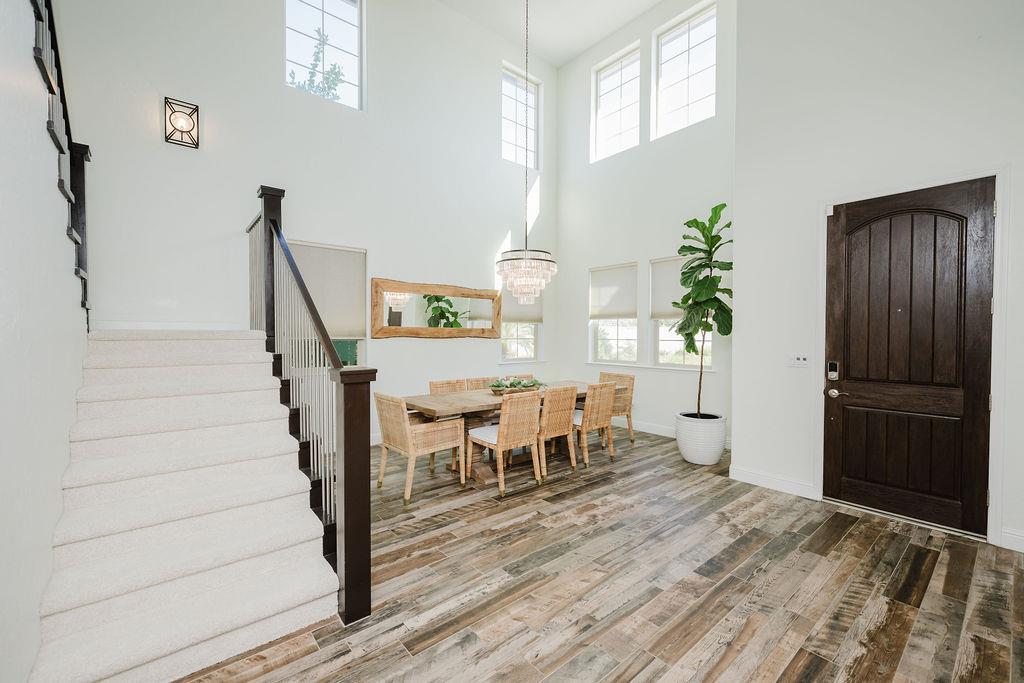 1671 E Bella Fiore Dr, Fresno, CA 93730