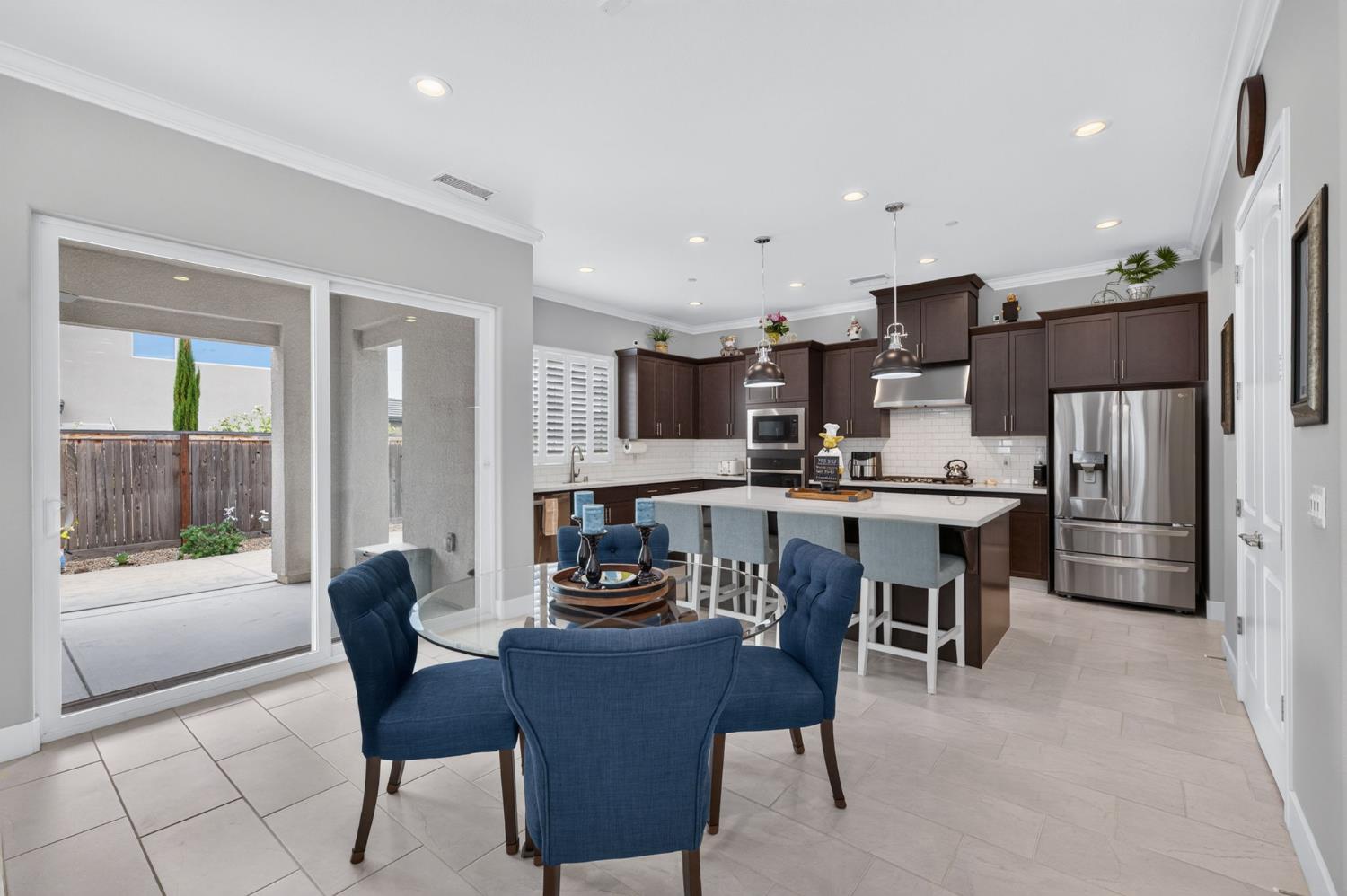 768 Overstone Ave, Madera, CA 93636